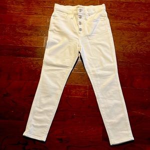 Madewell 10” High-Rise Skinny Crop Jeans In Pure White Button-Front Edition